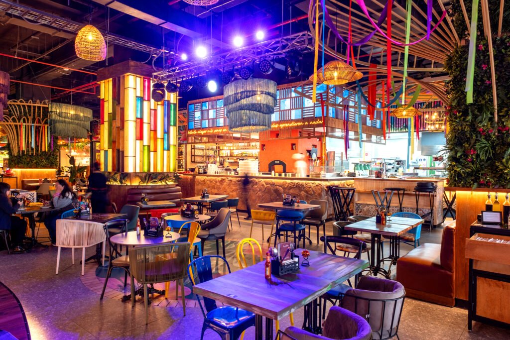 Proyecto Frida Kahlo Restaurant, Cenco Costanera — Grupo AP