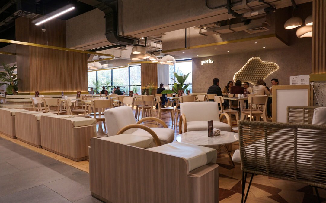 Petit – Mall Alto Las Condes, Las Condes