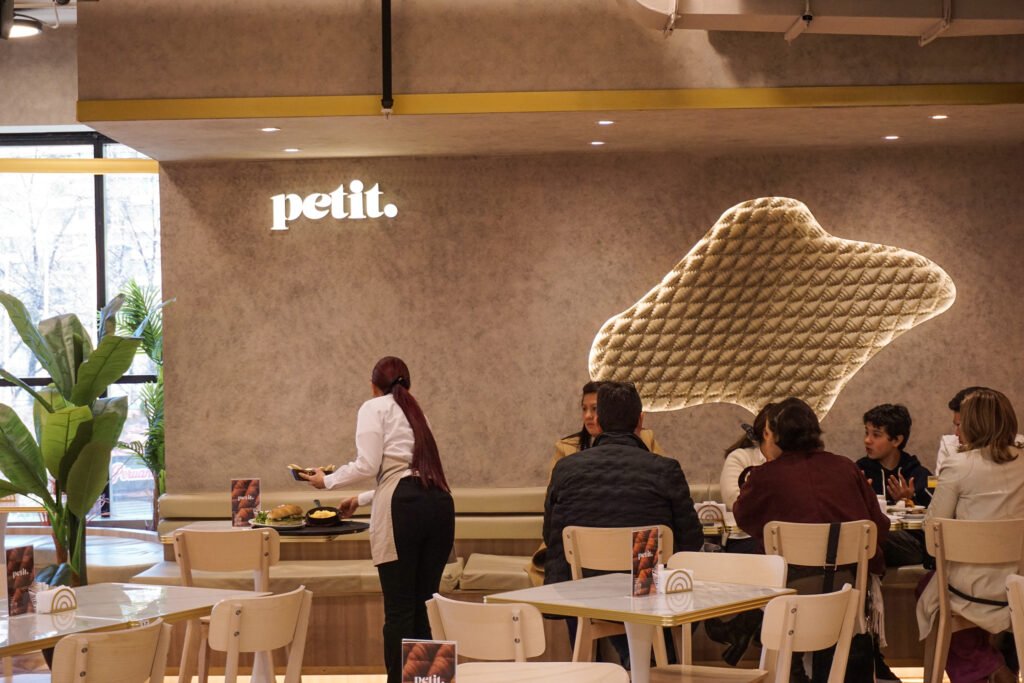 Proyecto Petit, Mall Alto Las Condes — Grupo AP