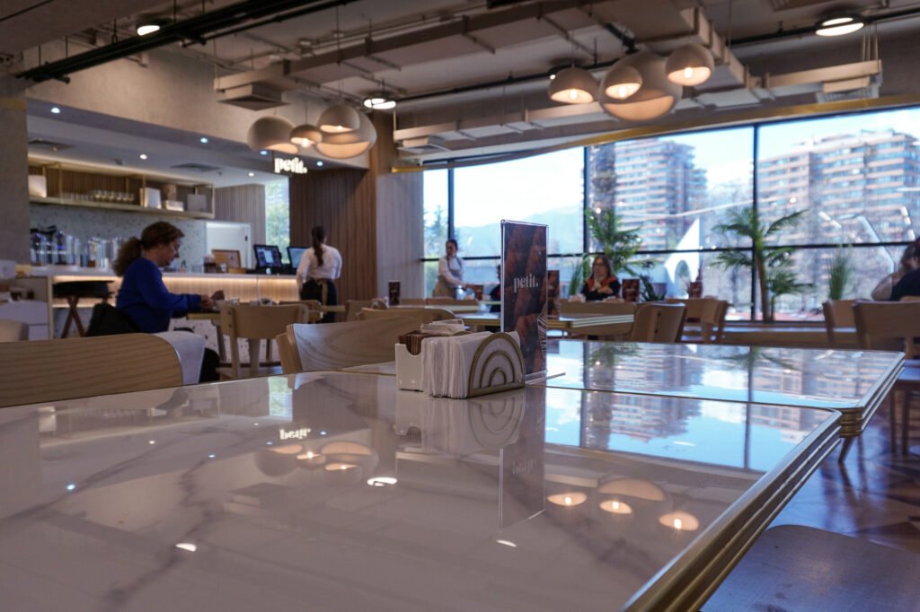 Proyecto Petit, Mall Alto Las Condes — Grupo AP